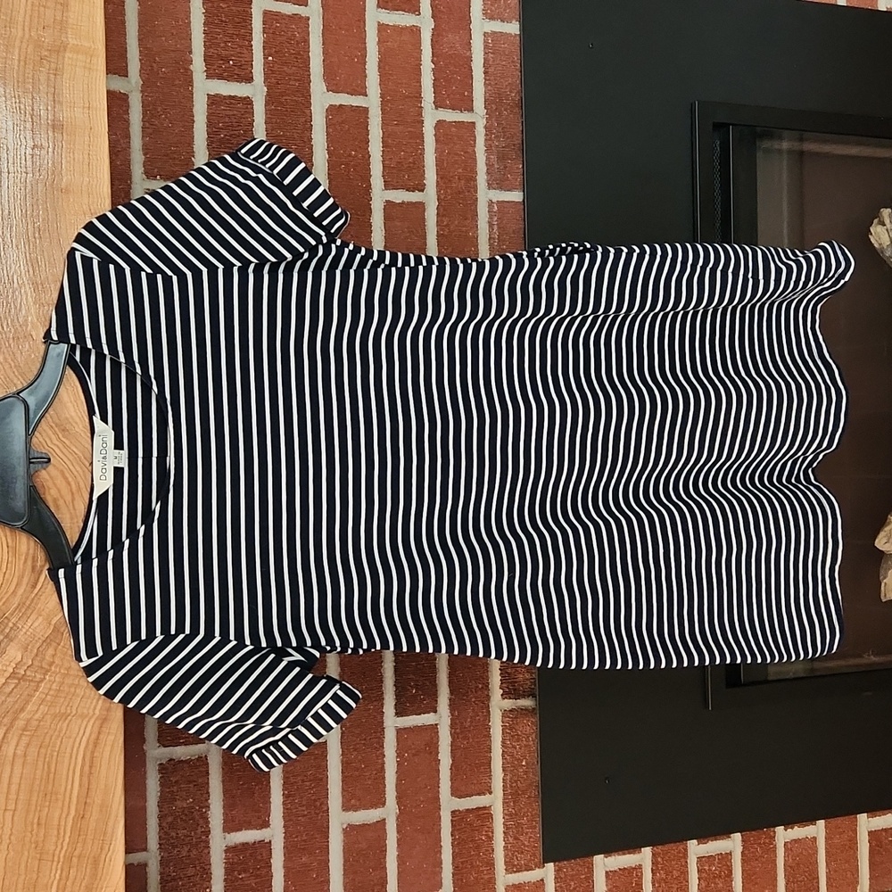 Davi & Dani Black and White Stripped Dress